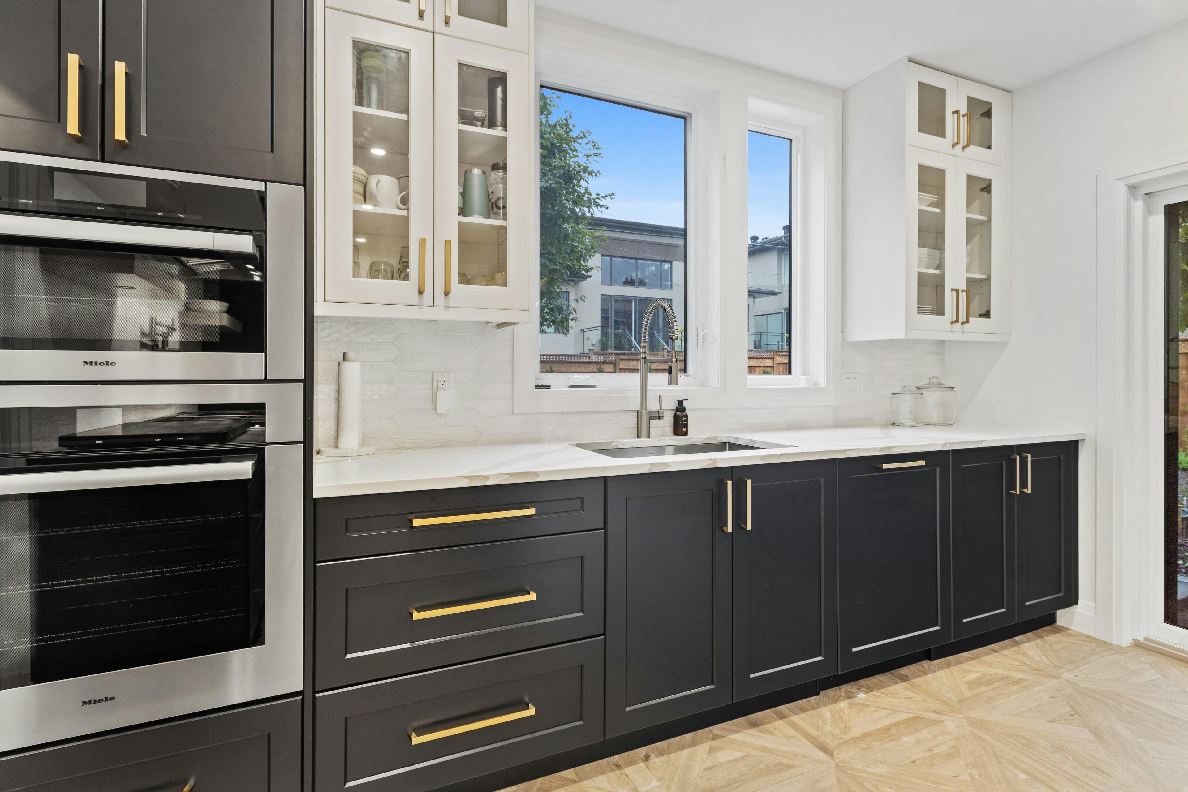 Modern kitchen cabinets