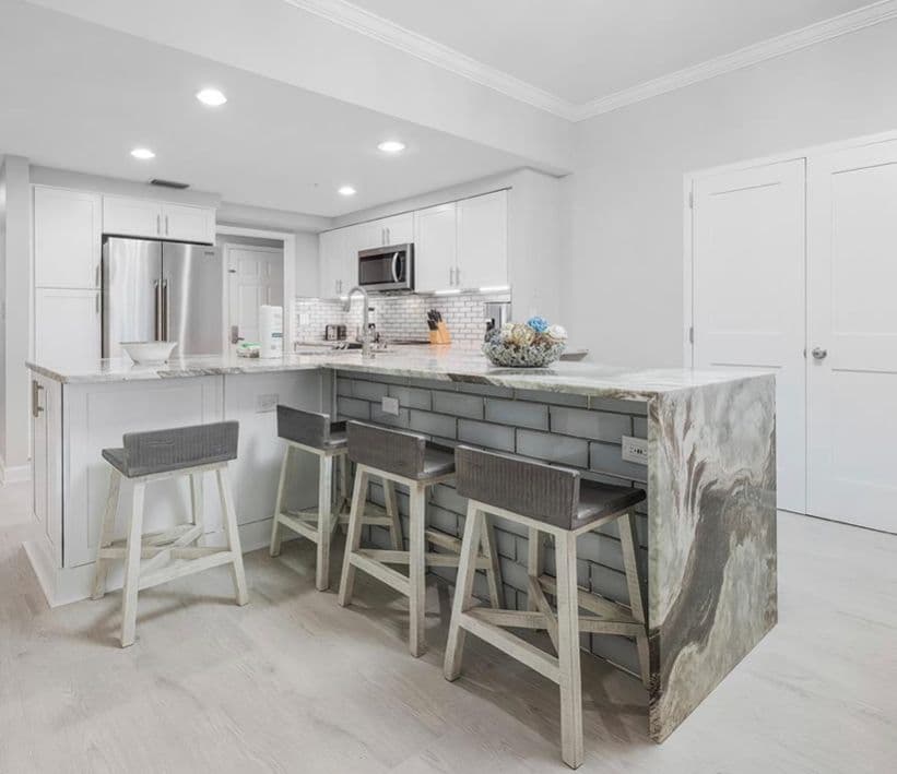 Pensacola 120-Unit Refresh — Pensacola, FL